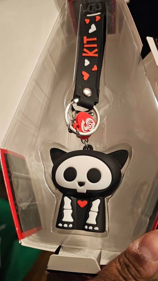Skelanimals Series 1 Keychains | Kit and Diego - photo 2