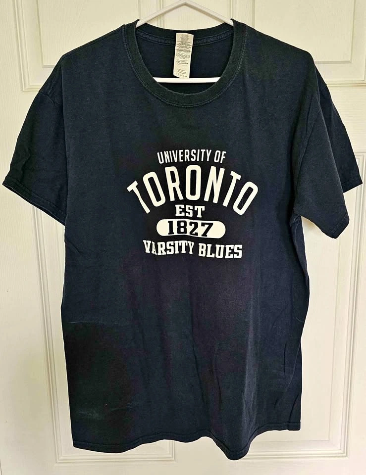 Official University of Toronto U of T Varsity Blues T-Shirt - Me