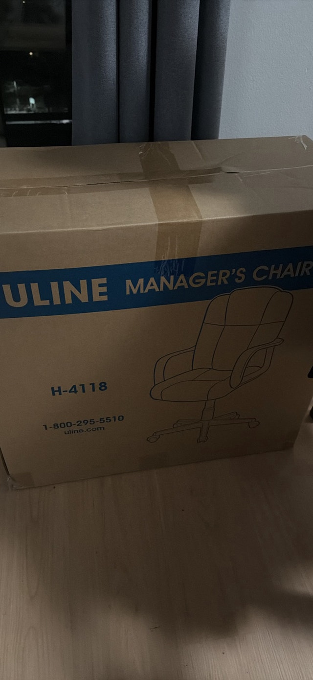 Uline Manager's Chair H-4118 - photo 2