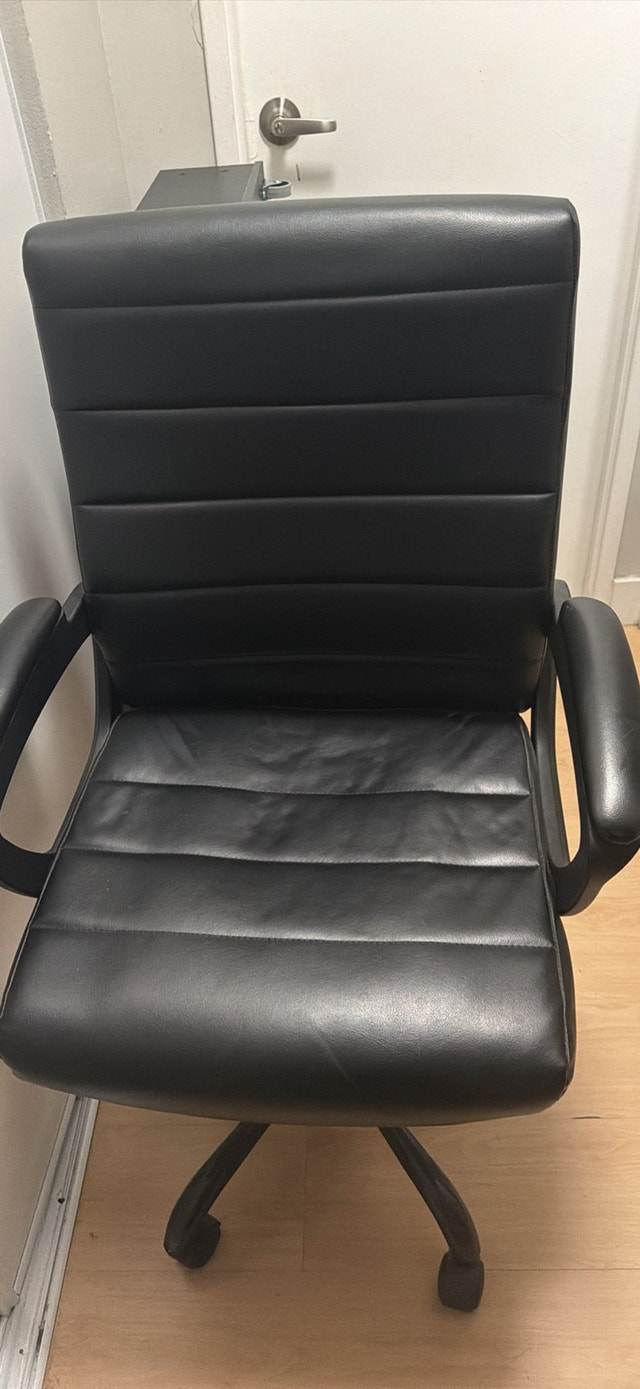 Black Office Chair