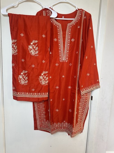 Pakistani Embroidered 2 Piece Shalwar Qameez Size XL Rust