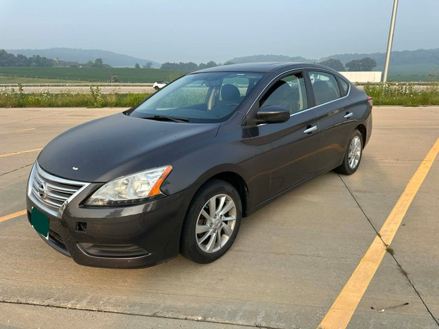 2015 Nissan Sentra 1.8L Sunroof