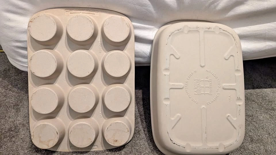NEW Pampered Chef Family Heritage Stoneware