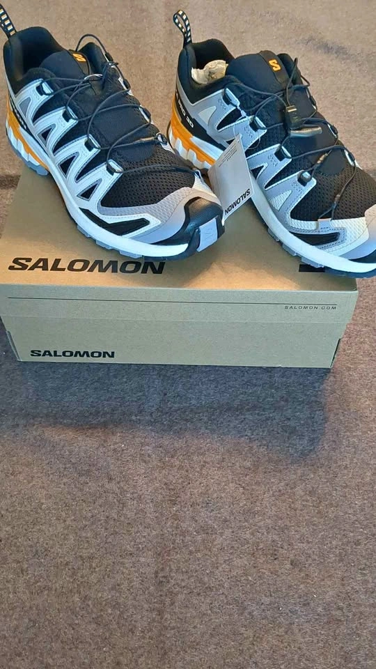 Salomon XA PRO 3D V9 Trail Running Shoes