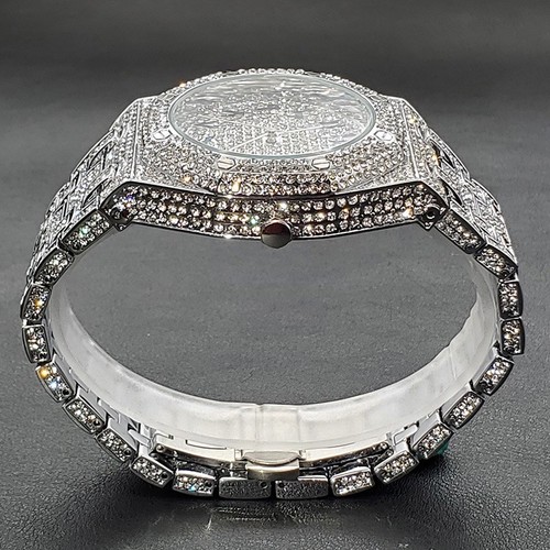 Luxury Iced Out Quartz Watch – Diamond Style Dial - photo 4