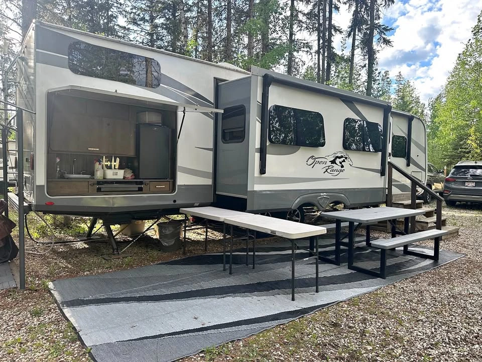 2019 - Open Range - 38’ Travel Trailer