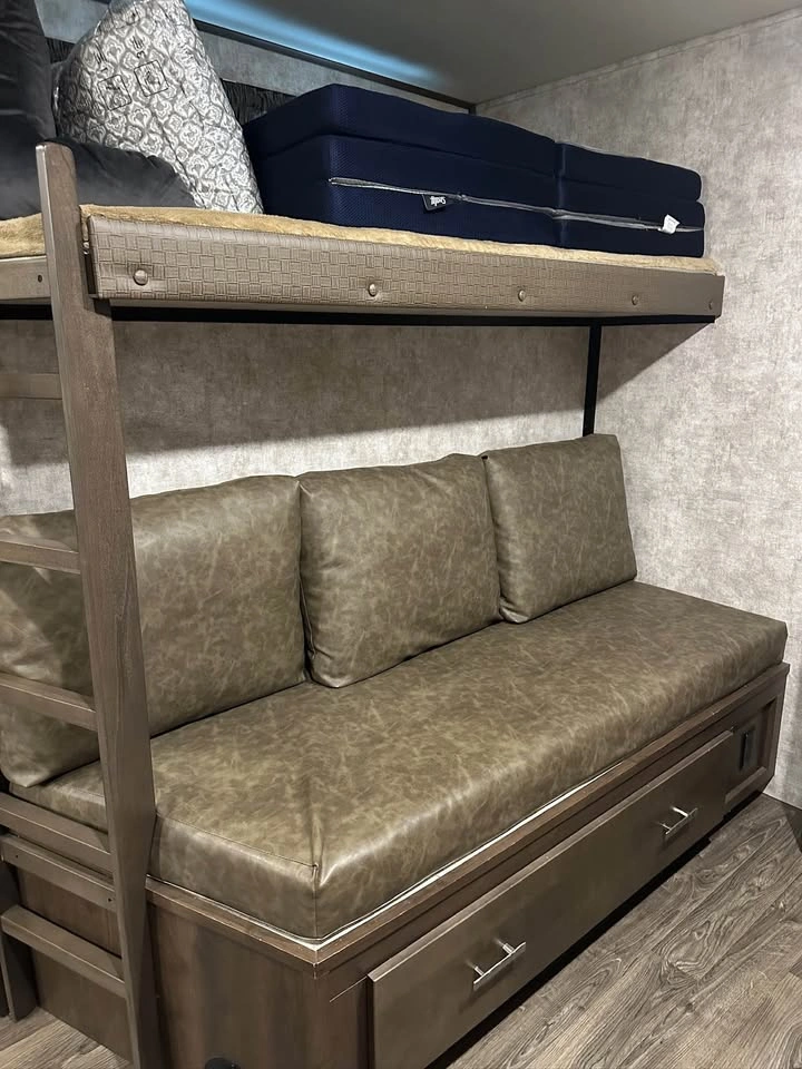 2019 - Open Range - 38’ Travel Trailer - photo 5
