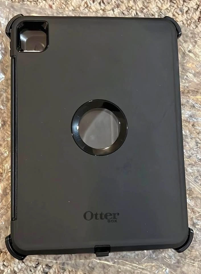 Otterbox Defender for iPad Pro 11”