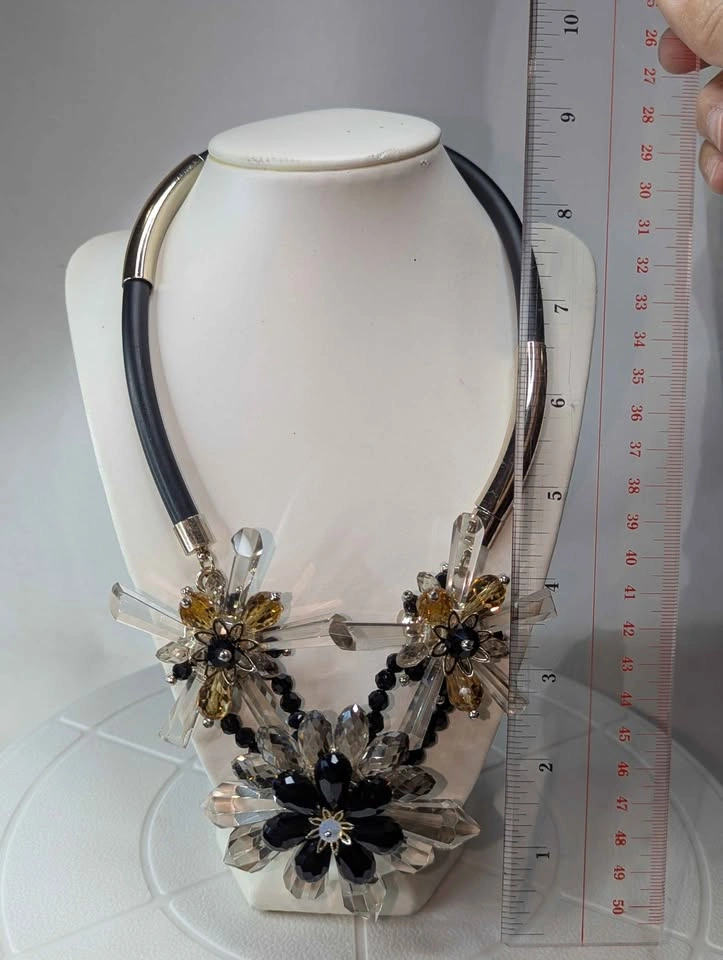 Crystal like Floral Statement Necklace by Max&Co - photo 3