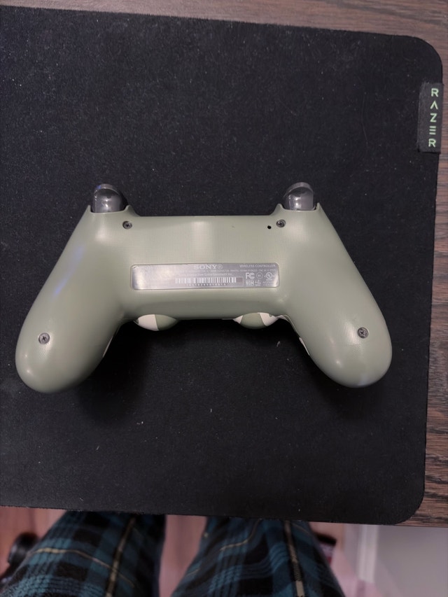 ps4 controller (parts or repair) - photo 4