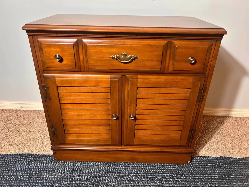 Vilas Canada Solid Wood Sideboard / Accent Cabinet