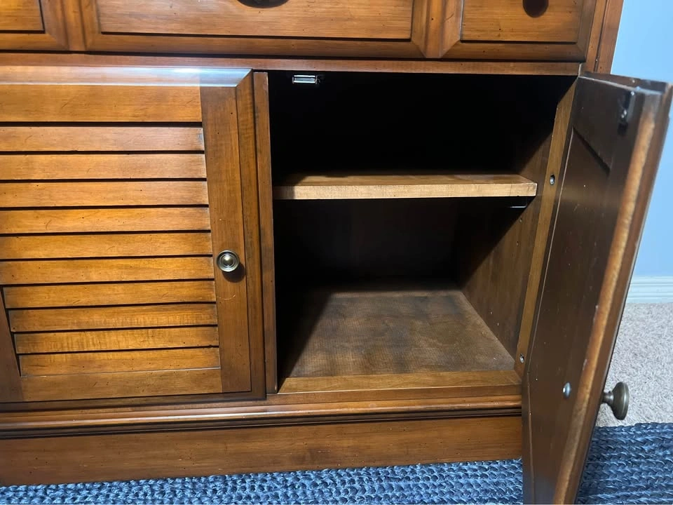 Vilas Canada Solid Wood Sideboard / Accent Cabinet - photo 4