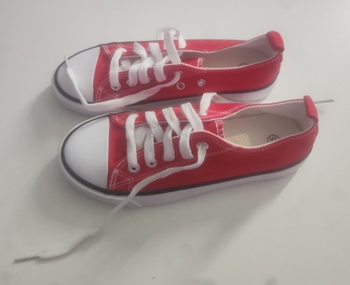 Kids Red & White Canvas Low-Top Sneakers - photo 3