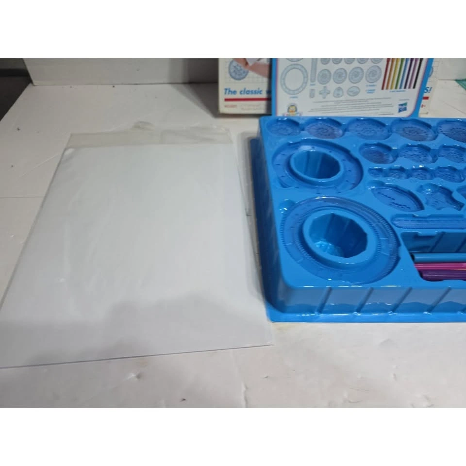 Spirograph — Fun Shapes Drawing Art Set — Classic Spirograph Gea - photo 4