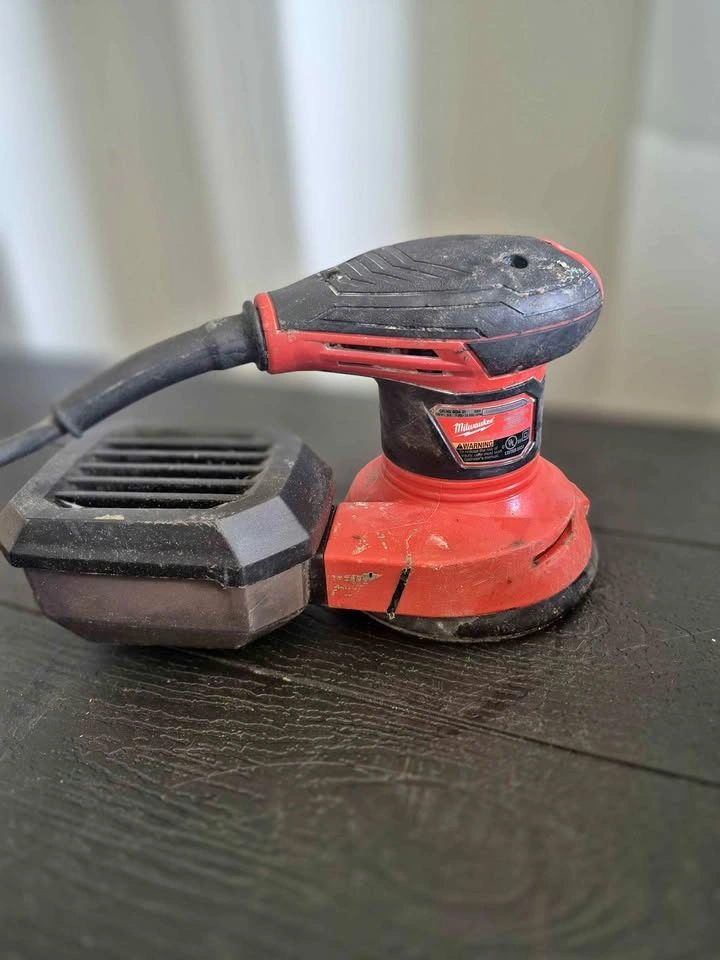 milwaukee orbital sander
