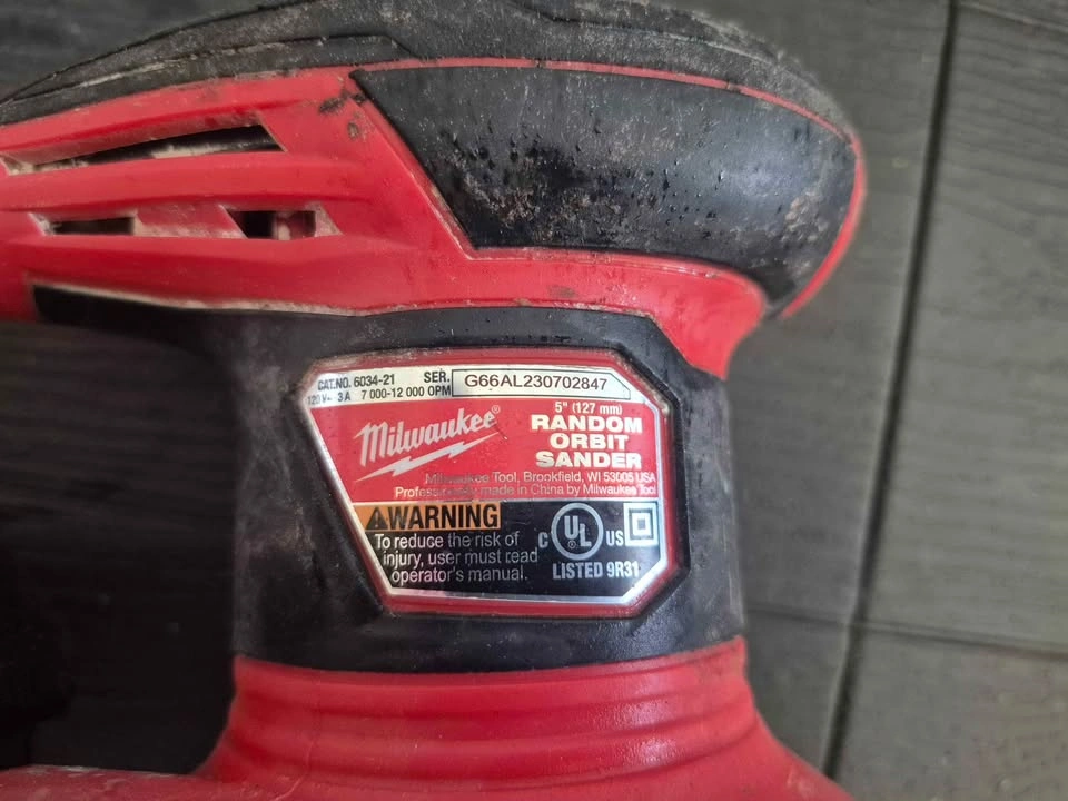 milwaukee orbital sander - photo 4