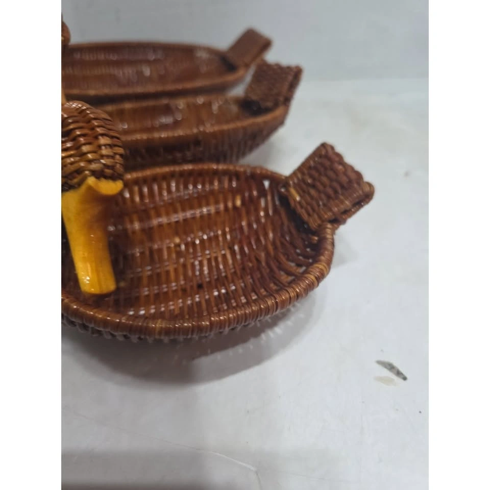 Lot Of 3 Vintage DUCK SHAPED RATTAN WICKER BASKET With Wooden Be - photo 4