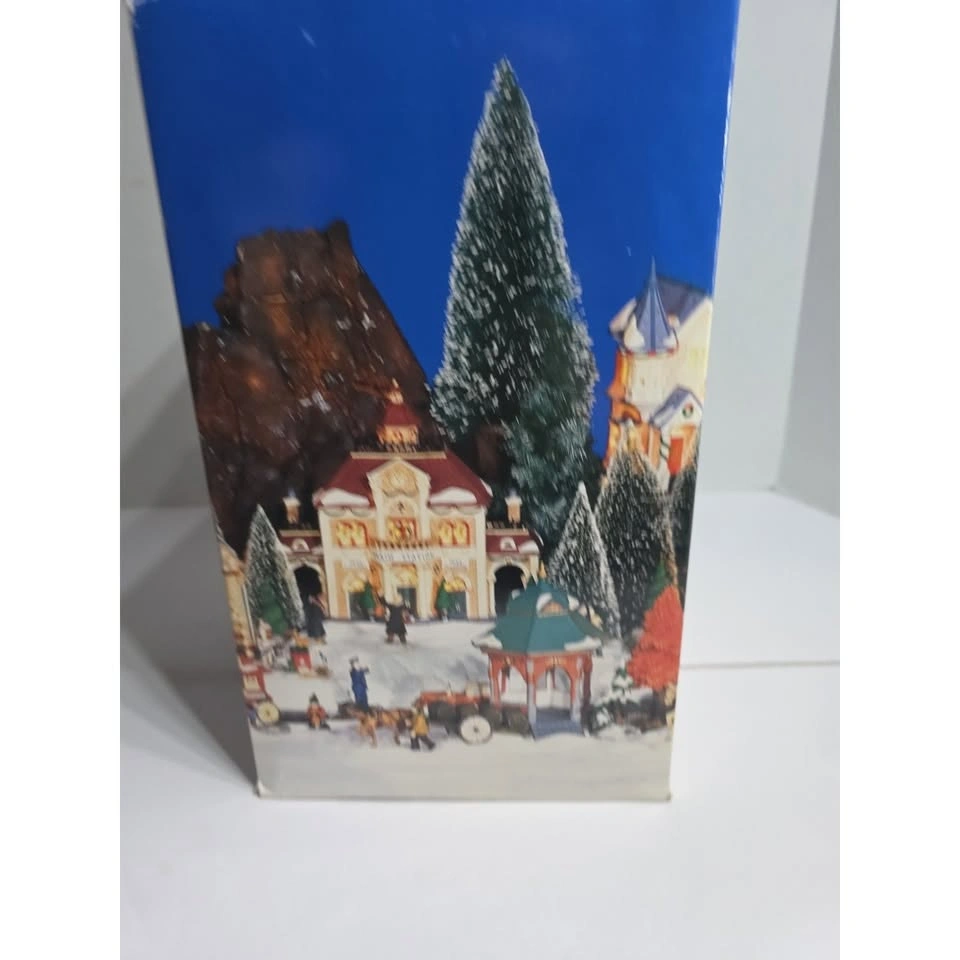 Vintage 2002 Heartland Valley Village Porcelain Lighted Police S - photo 3