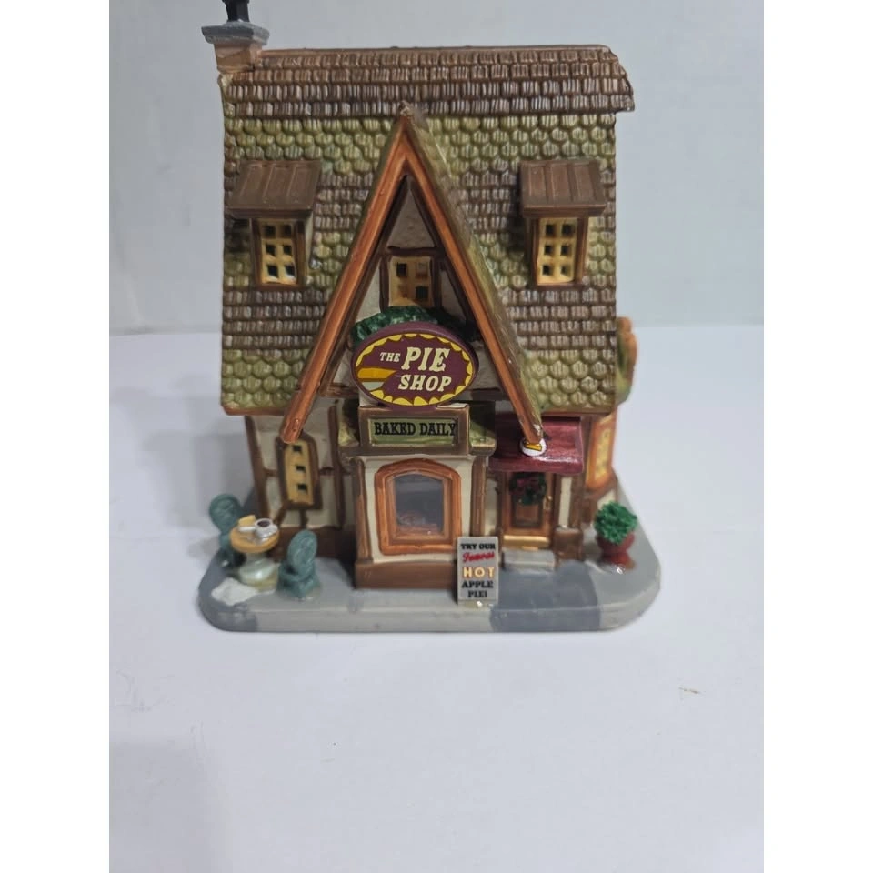 Lemax Signature Collection The Pie Shop Michaels Exclusive 2017 - photo 3