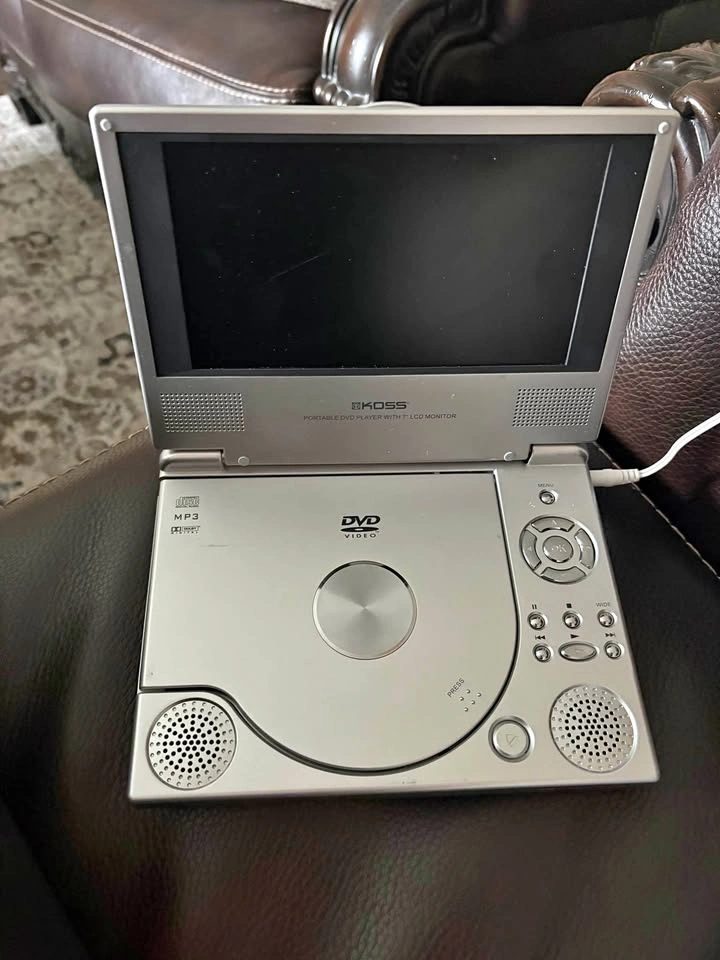KOSS Portable DVD Player