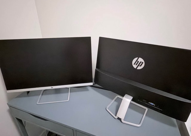 HP 24” Dual Monitors Setup for Home Office - photo 2