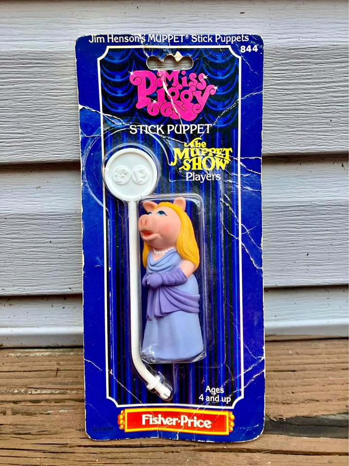 Vintage Fisher Price Miss Piggy Stick Puppet 1979 - New