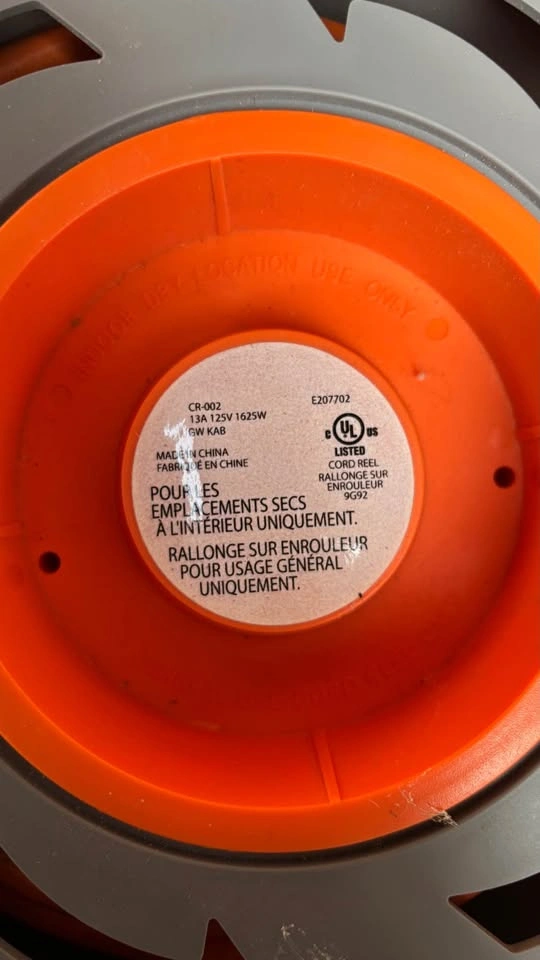20 ft 16 gauge 3 prong extension cord on reel - photo 3