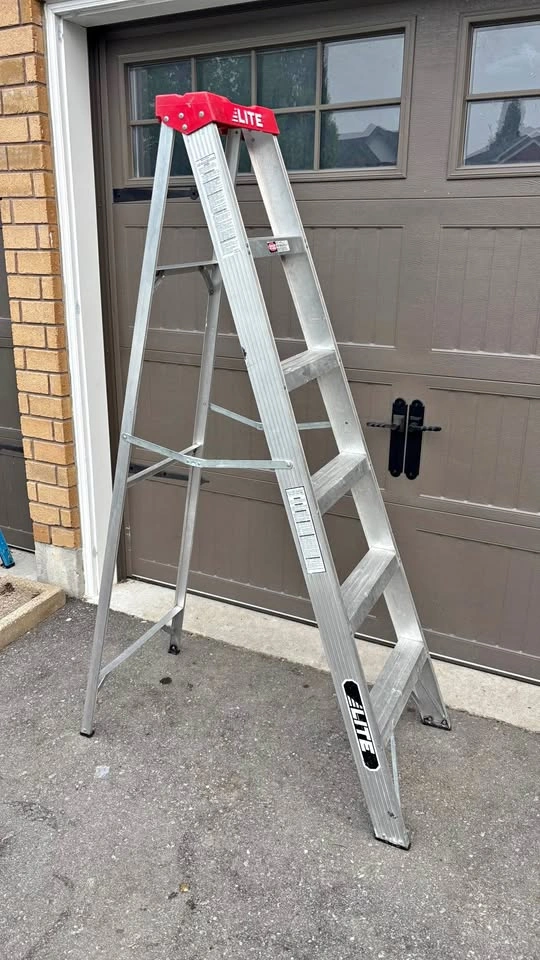 6 foot aluminum step ladder