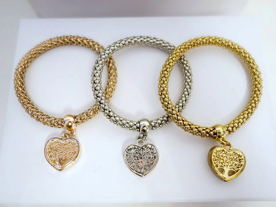 3-Piece Gold Tone Stretch Bracelet Set with Jewellery Box - photo 2