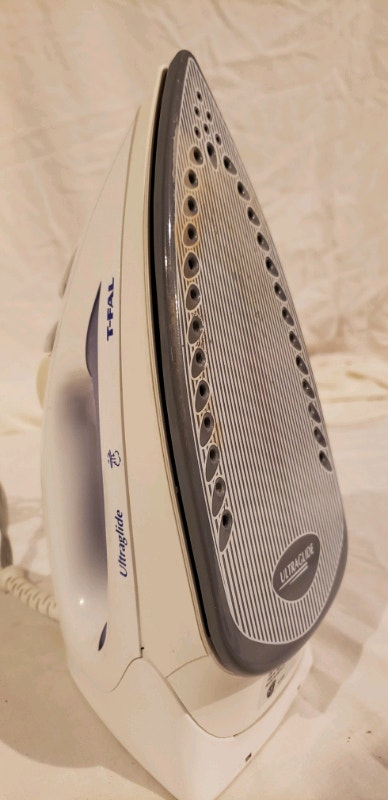 Clothes Iron (T-Fal) - photo 3