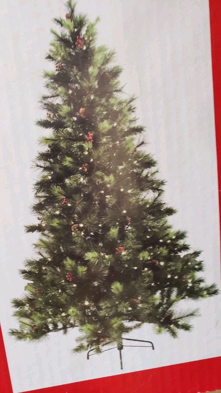 Christmas Tree (7') - photo 4