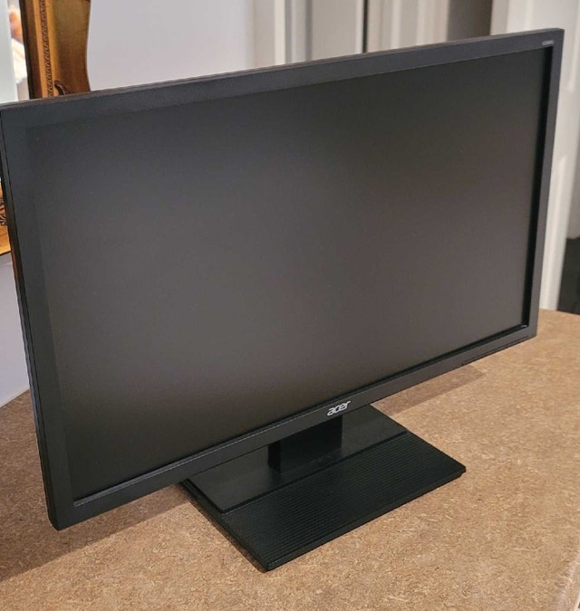 LCD Monitors (Various) - photo 5