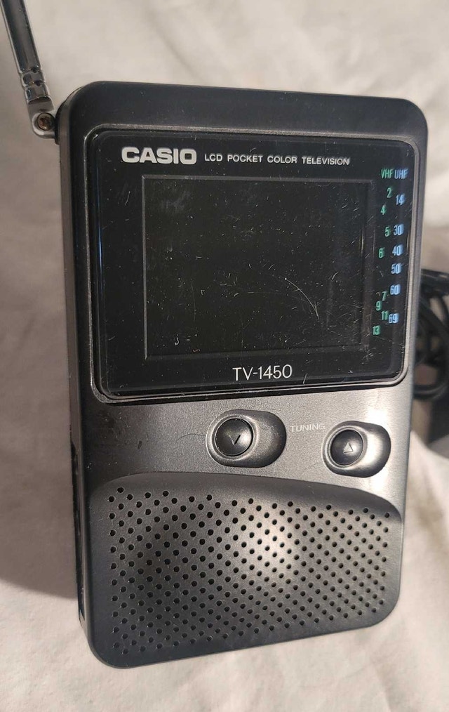 Vintage Pocket TV (Casio)