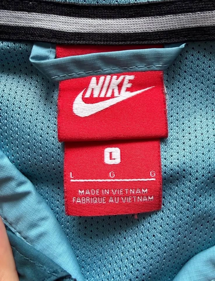 Nike Youth Hooded Windbreaker Jacket – Size L (Teal Blue) - photo 3