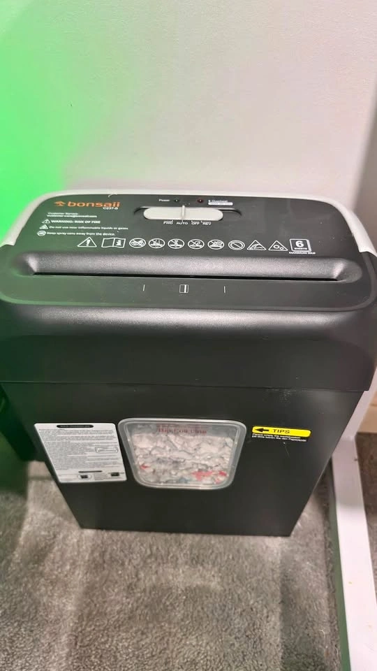 Bonsaii C237-B 6-Sheet Cross-Cut Paper Shredder - $35
