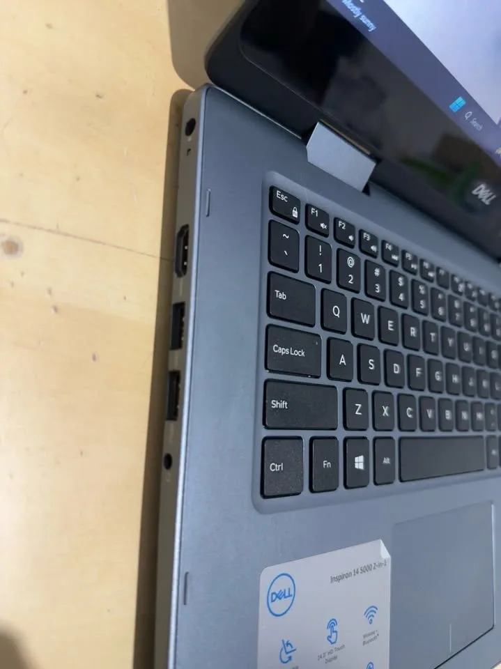 Dell Inspiron 14 5000 2-in-1 Touchscreen | i3 8th Gen | 16GB - photo 3
