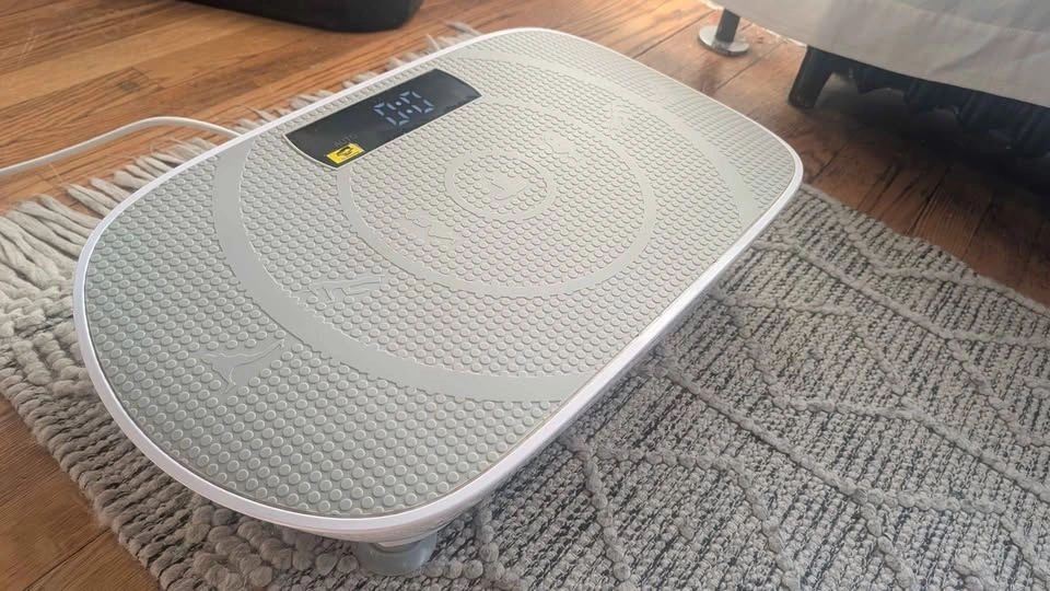 Vibration Plate – Lightly Used, Great Condition - photo 3