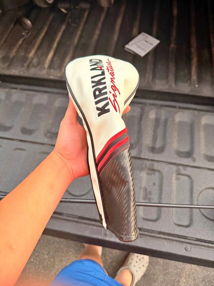 Kirkland 10.5 Driver Regular flex shaft RH