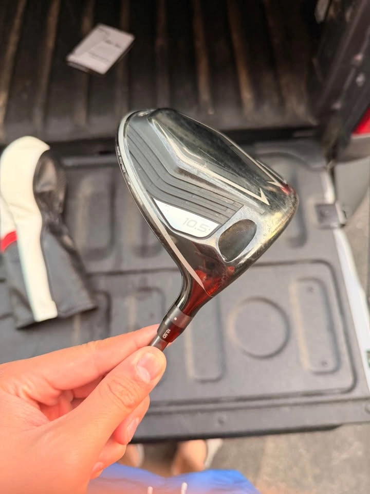 Kirkland 10.5 Driver Regular flex shaft RH - photo 3