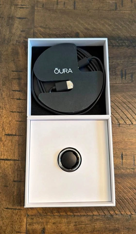 Oura Smart Ring with Charger Gen 3 size 12 - photo 2