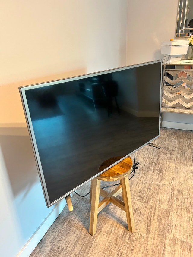 Sharp 40” LED TV (Model LC-40N5000U)