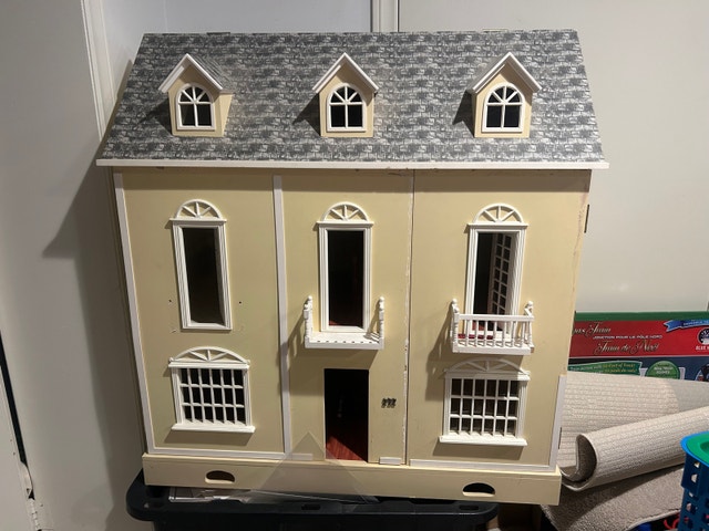 Large Wooden Dollhouse