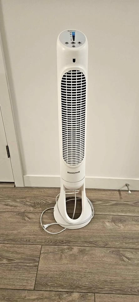 Honeywell QuietSet Whole Room Oscillating Tower Fan
