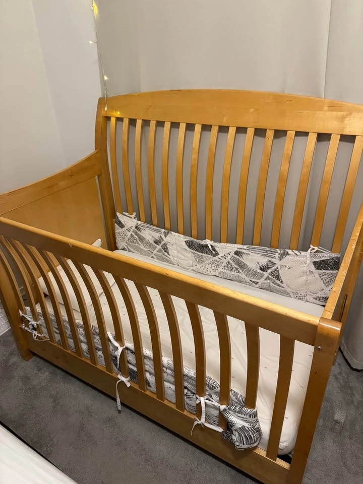 Wooden Sleigh Baby Crib - photo 2