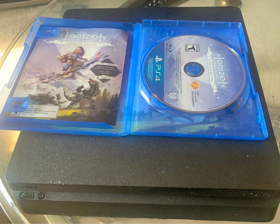 PS4 Slim 1TB (Read Description!)