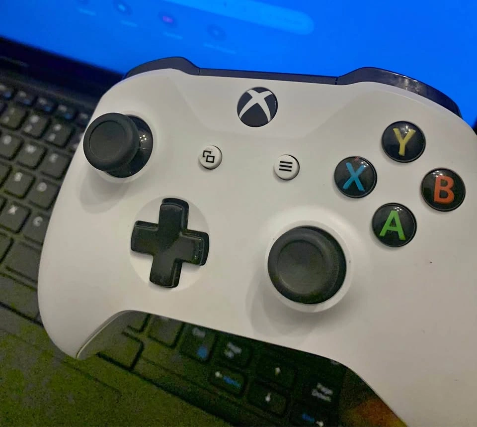 Xbox One Controller (Hall Effect!)