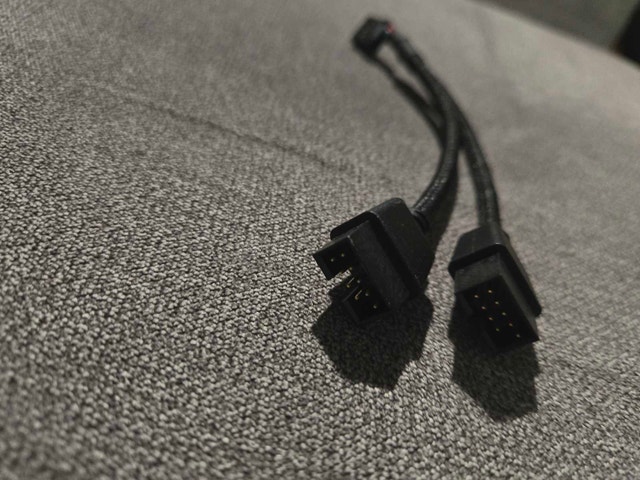 USB Internal Header Splitter Cable - photo 2