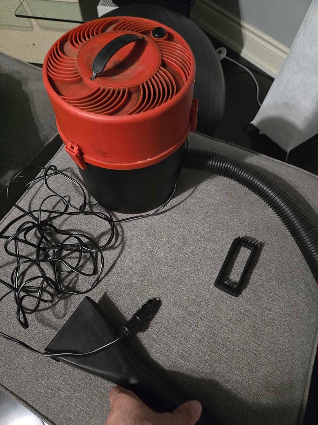12V Car Vacuum Cleaner