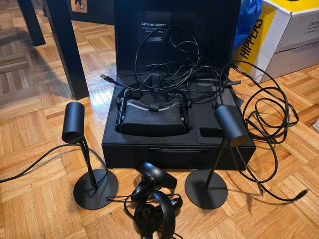 Oculus Rift VR Headset