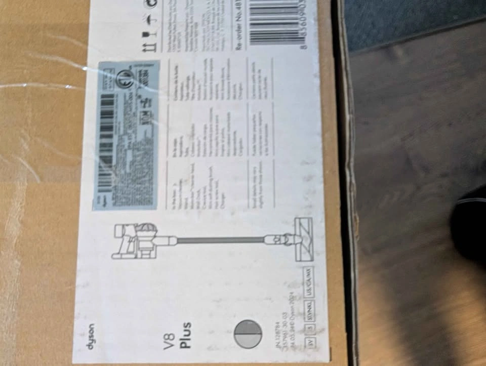 Dyson V8 Plus - photo 2